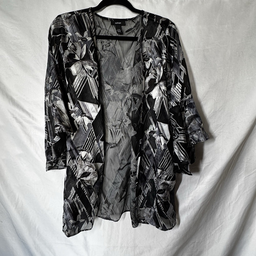 Alfani Women's Sheer Kimono Cardigan Size S/M Black Gray Floral Geometric Print